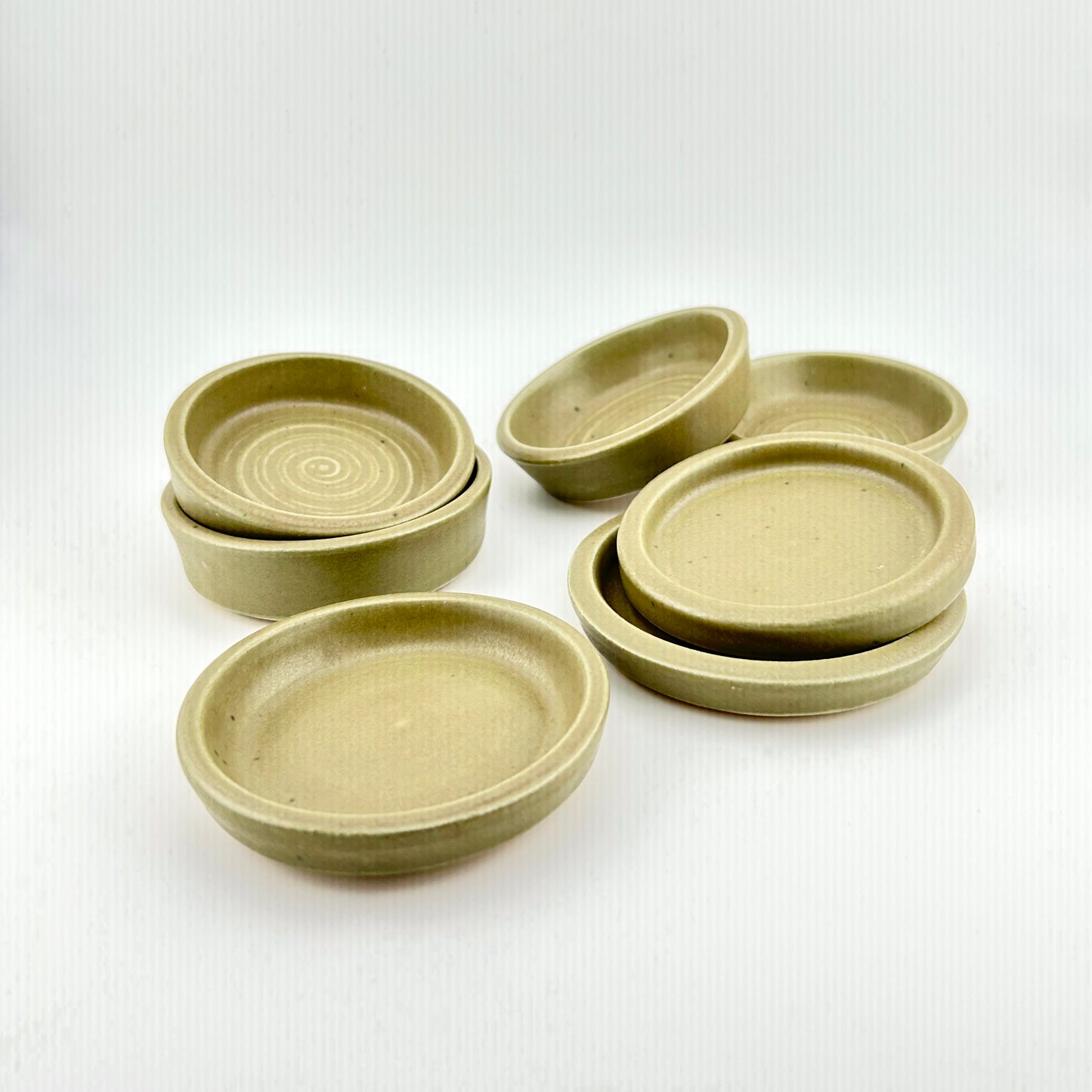 Mini dishes - mossy green