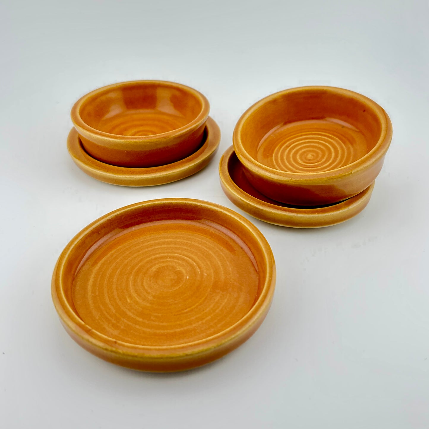 Mini dishes - 70s orange